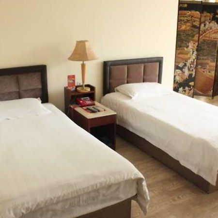 Fortune Business Hotel Qingdao Esterno foto